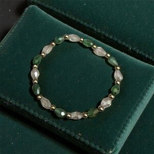 Green/Clear Glass Beaded Bracelet